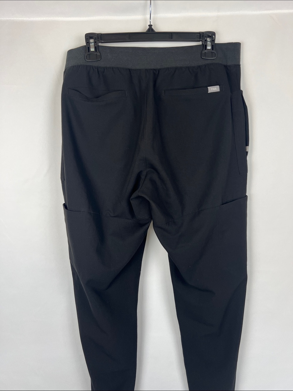 FIGS Black Jogger 7 Pocket Scrub Pants- Size L Tall - Picture 8 of 9